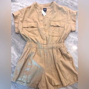 NWT GAP Beige Utility Jumpsuit size xs petite